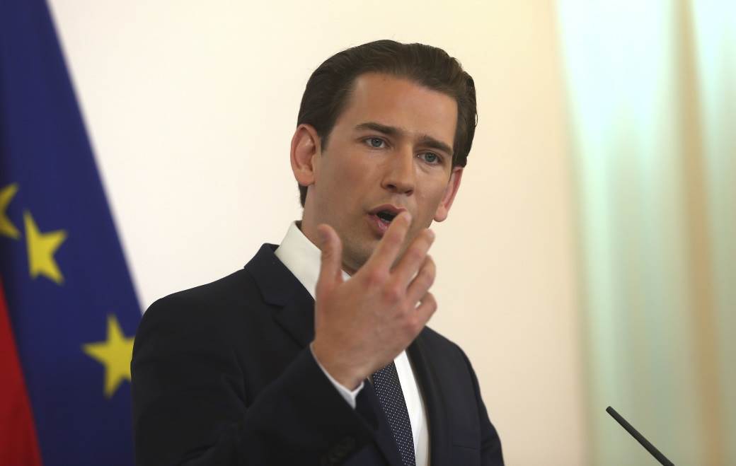 Kurc priznao: Politika "otvorenih vrata" za migrante bila je pogrešna Kurc priznao: Politika "otvorenih vrata" za migrante bila je pogrešna