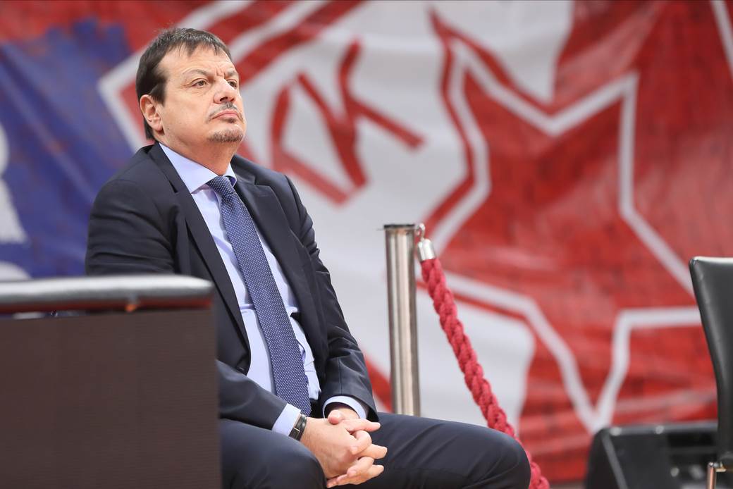  Crvena-zvezda-Efes-pripreme-otkazano-zbog-korone-potvrdjen-slucaj-korone-u-Efesu 