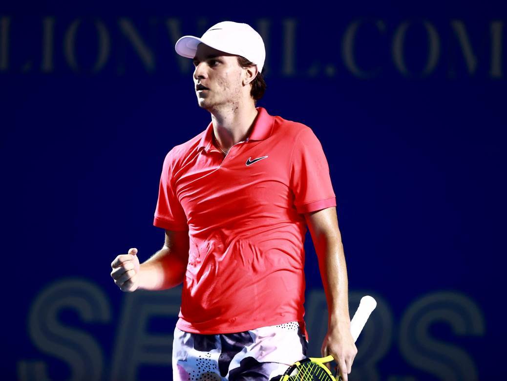  Miomir-Kecmanovic-osvojio-prvi-ATP-trofej-u-karijeri 