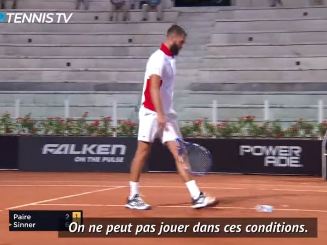  Za ovo nema kazne: Divljao po terenu, bacao flašice i servirao nespremnom rivalu - Francuz pravio haos u Rimu! 