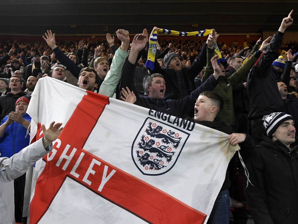  Fudbal Engleska navijači na stadionima korona virus 