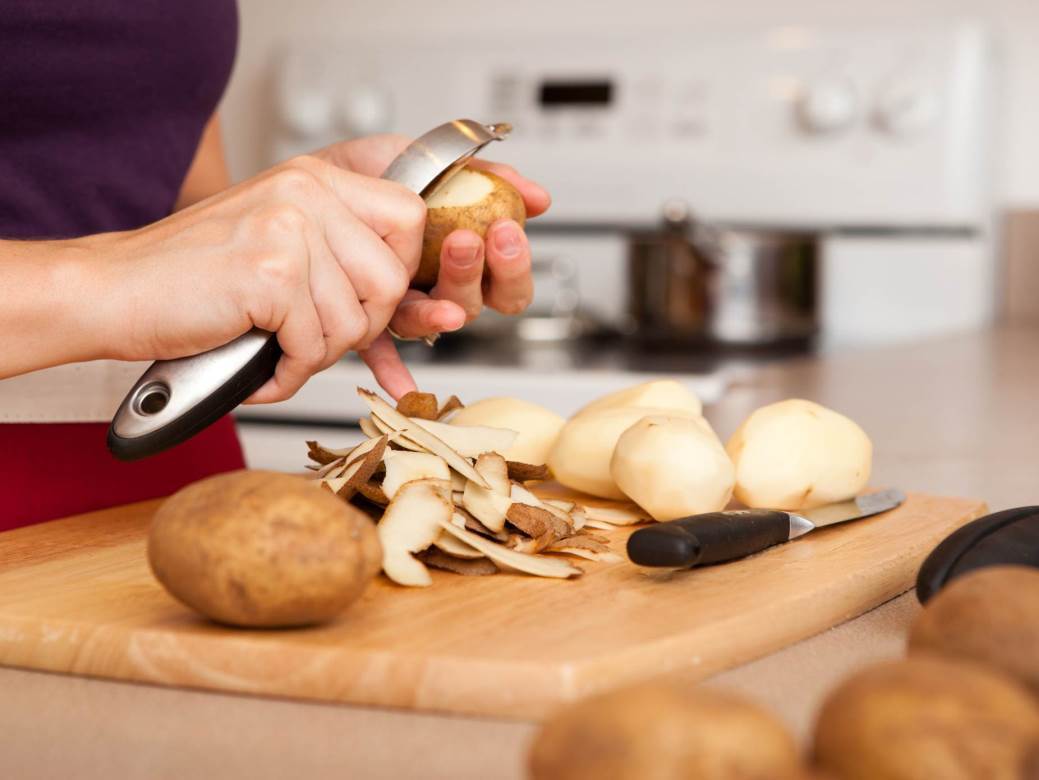 Krompir spremljen na ovaj način može da vas ubije Krompir spremljen na ovaj način može da vas ubije