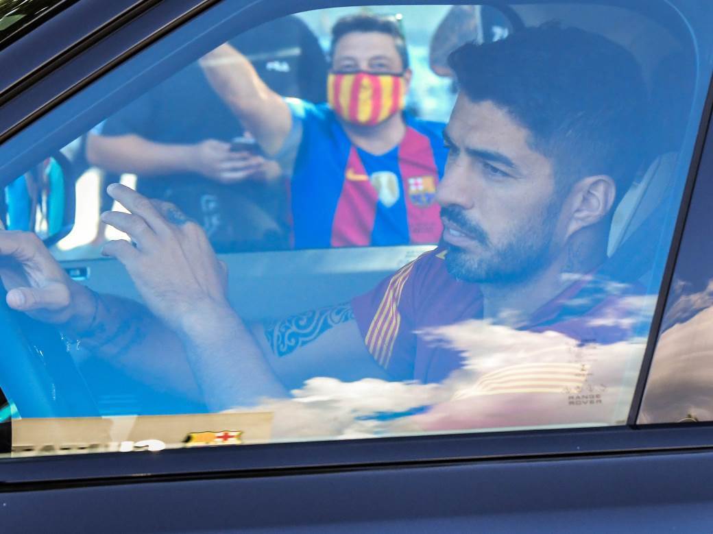  Luis-Suarez-transfer-Barselona-mu-ne-da-da-ode-u-Atletiko-Madrid 