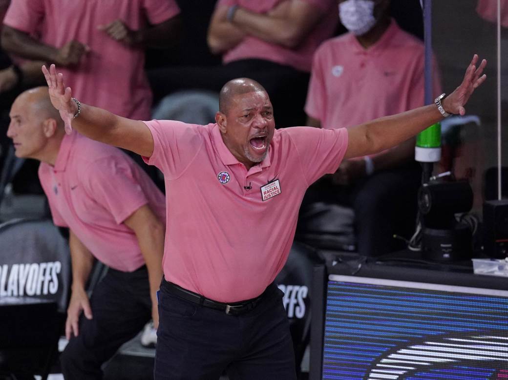  Dok Rivers otpušten LA Klipers 