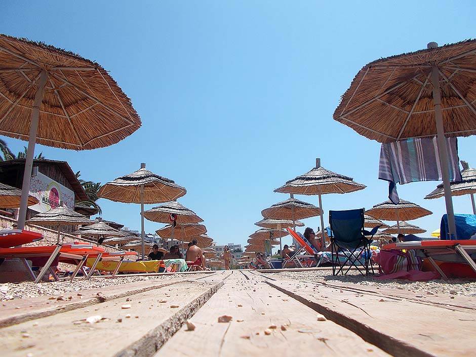  Turizam: Grčka i Tunis "pukli", Jadran rasprodan! 