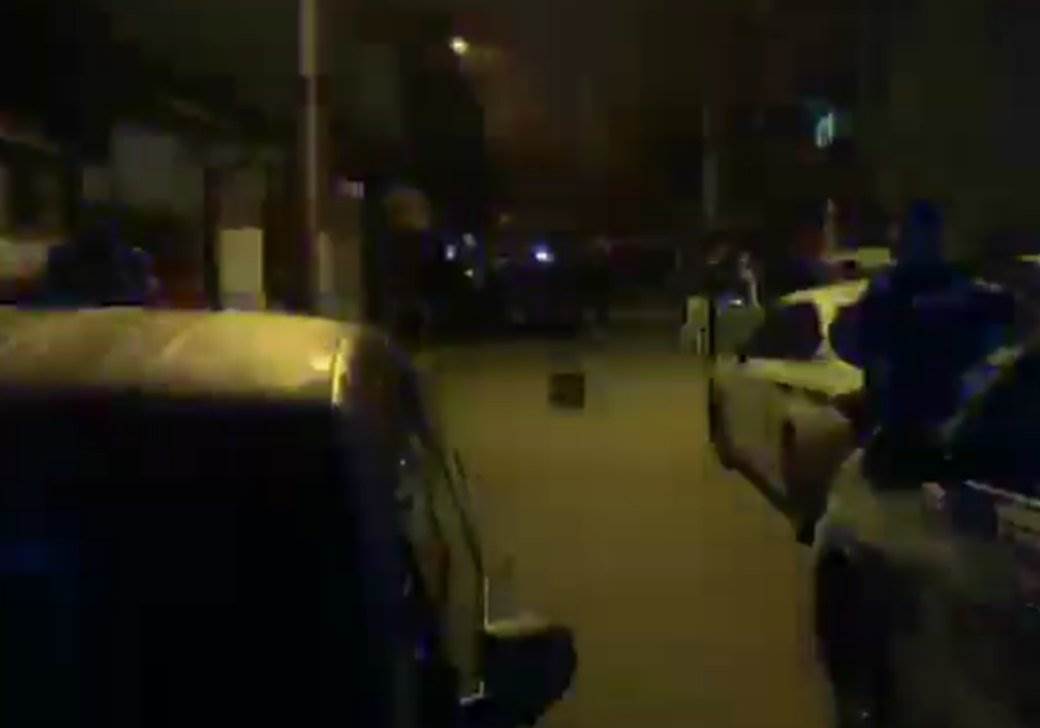  Izrešetan vlasnik agencije u Novom Pazaru! Napadač u bekstvu, policija traga za njim (VIDEO) 
