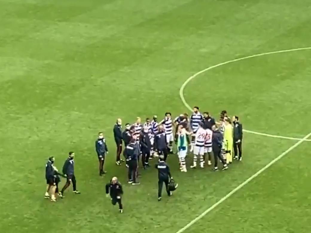  Veljko-Paunovic-Reding-ritual-posle-utakmice-navijaci-Cempionsip 