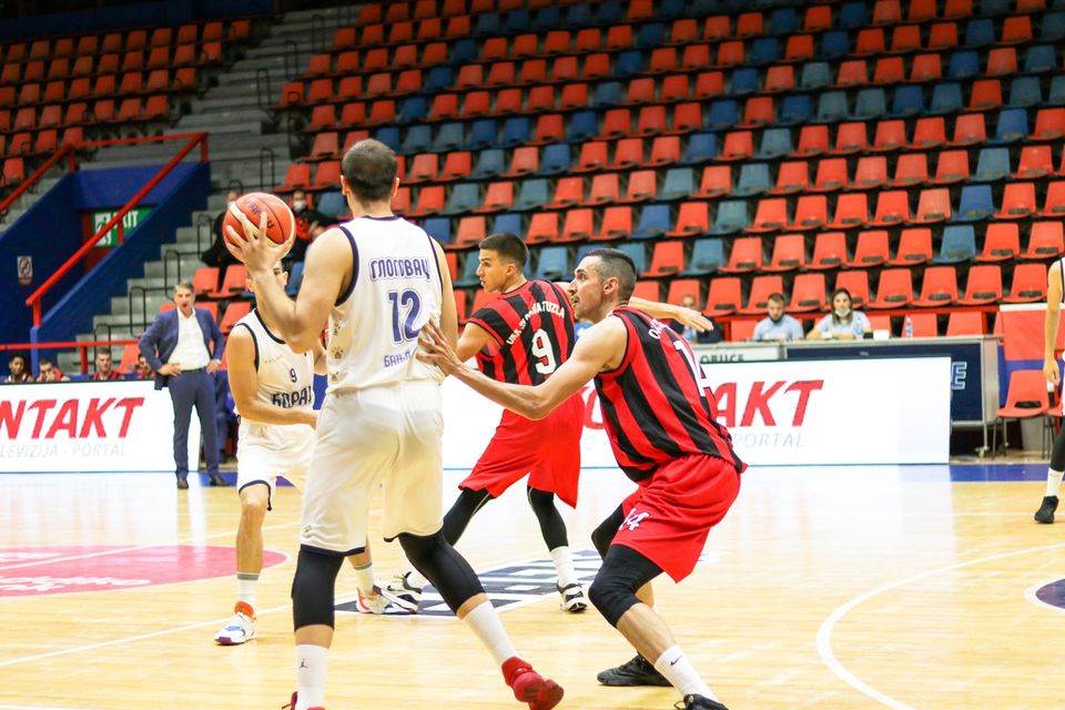 KK Sloboda Tuzla ne igra ABA 2 pozivnica 50 000 evra preskupa KK Sloboda Tuzla ne igra ABA 2 pozivnica 50 000 evra preskupa