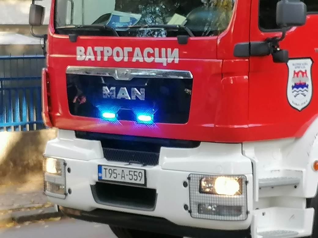  Pegla najvjerovatnije uzrok sinoćnjeg požara u Istočnom Novom Sarajevu 