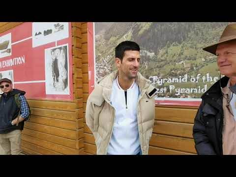  Novak baš voli bose noge, pa i na 3 stepena! Fotografija najboljeg tenisera sveta zaintrigirala regi 