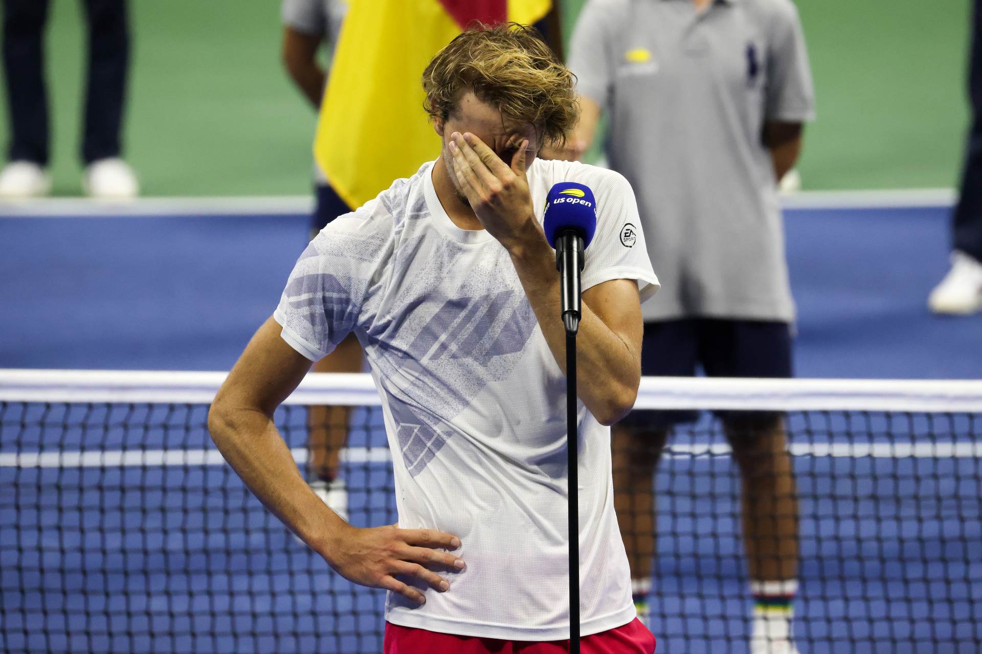  Aleksander-Zverev-poraz-US-open-finale-dva-poena-budi-se-cesto-po-noci-Domiik-Tim-25-puta-dnevno 