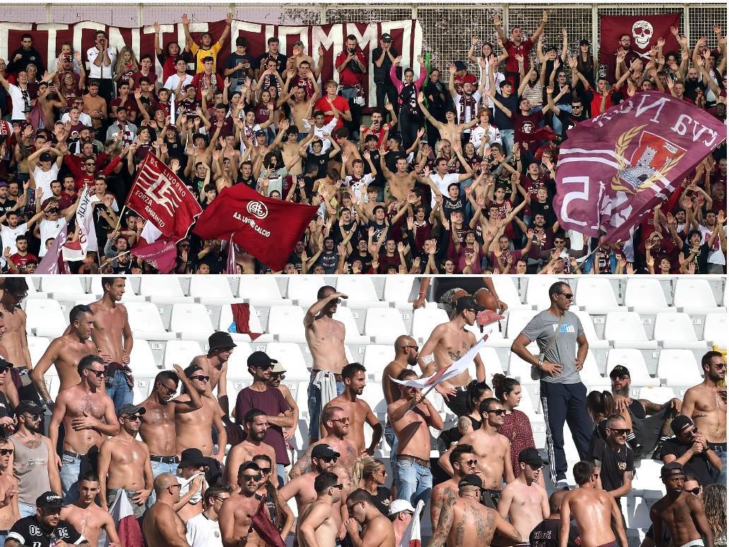  Livorno - navijači tri krsta za članove uprave 