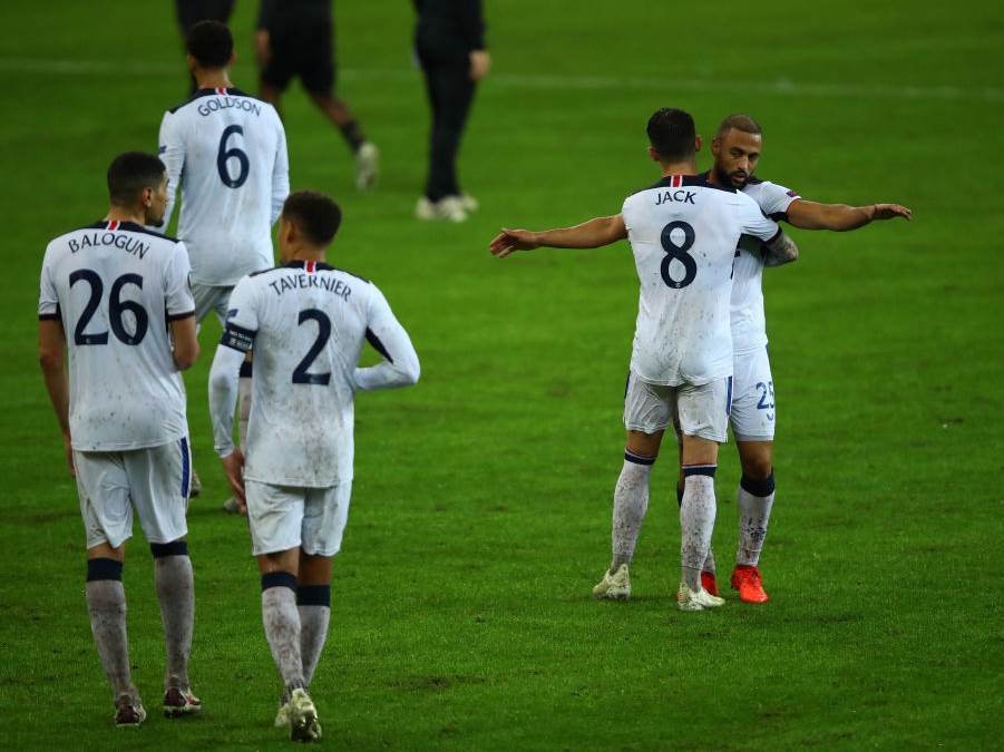  STandard Lijež - Glazgov Rendžers 0:", gol sa pola terena VIDEO 