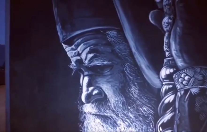  Mitropolit Amfilohije dobio mural u Foči (VIDEO) 