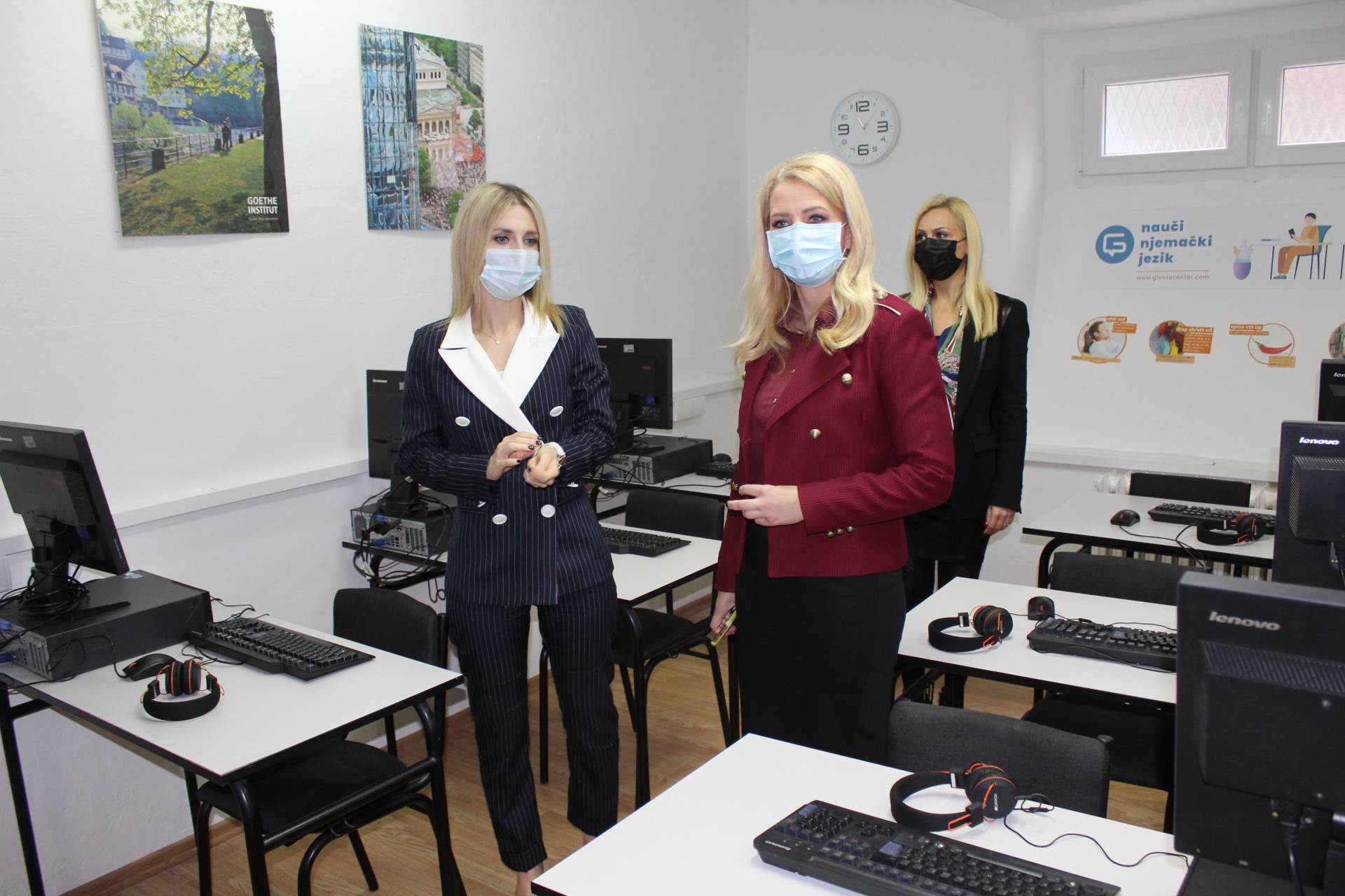  Škola na daljinu u RS  