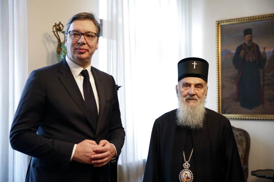  Vučić razgovarao sa patrijarhom i uputio mu jaku poruku: Poglavar SPC-a otkrio da je zaražen korona virusom! 