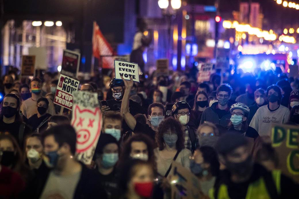 protesti amerika izbori čikago