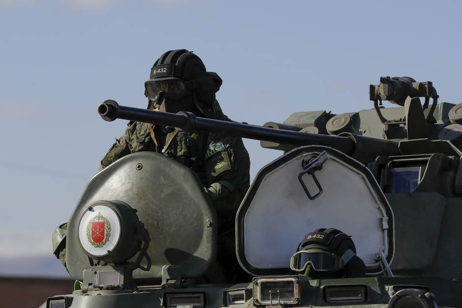  Ruska vojna policija patrolira u Nagorno-Karabahu 