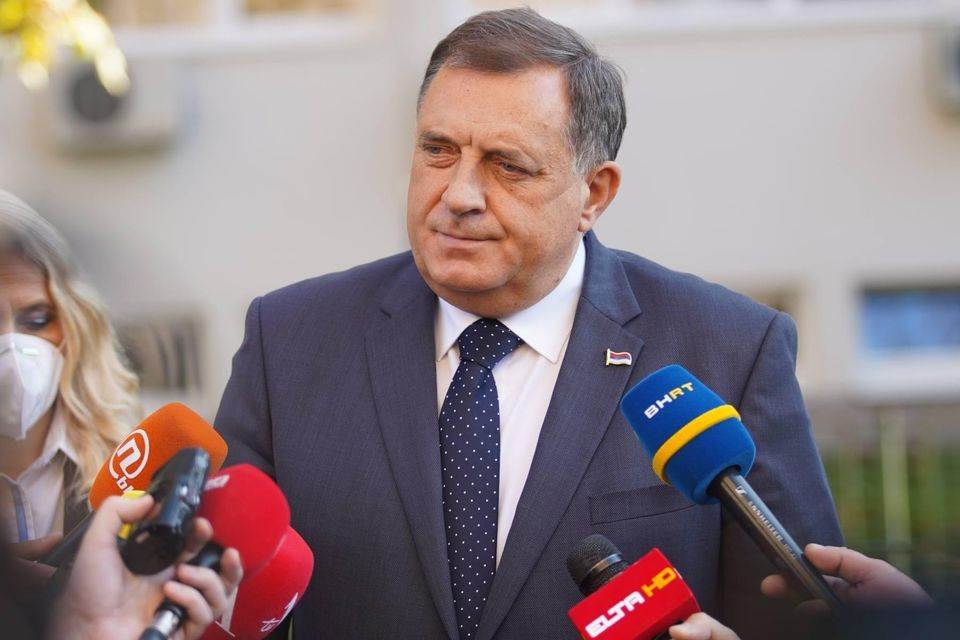  Dodik: Incko "upokojen" i politički i moralno 