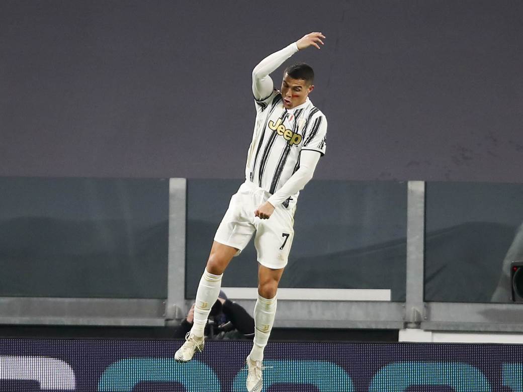  Juventus - Kaljari 2:0 Serija A 8. kolo Kristijano Ronaldo dvostruki strijelac dva gola 