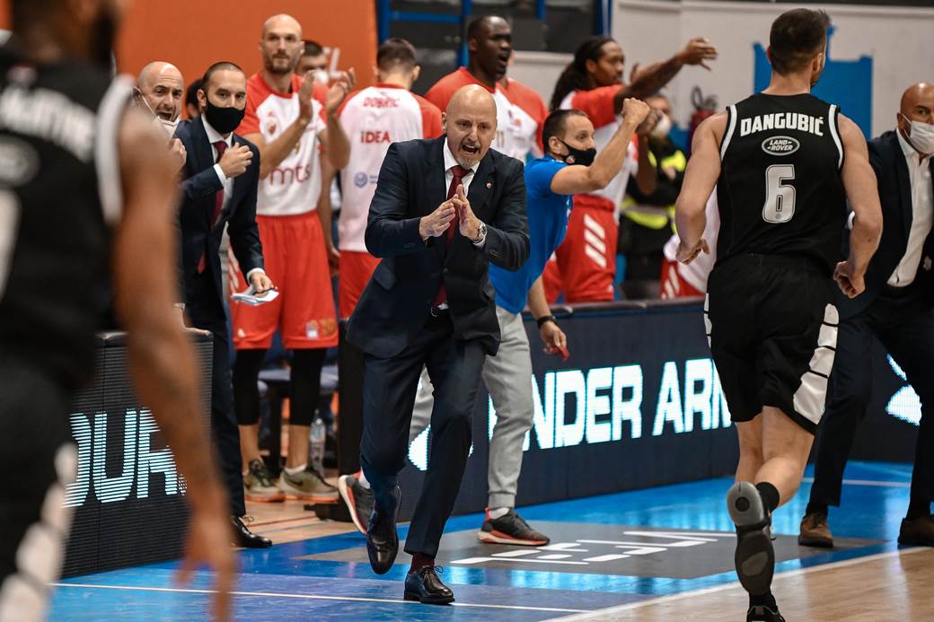  Zvezdino saopštenje u ponoć o derbiju: Ovo nismo videli u 75 godina dugoj istoriji! 