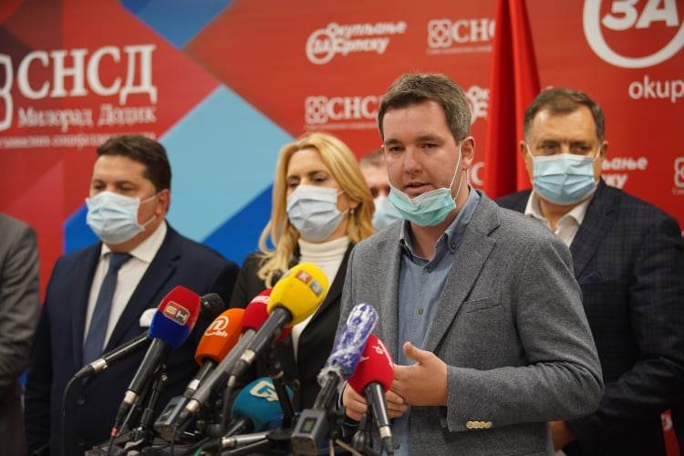  Obradović o prelasku u SNSD: Na dobitku smo i mi i stranka 