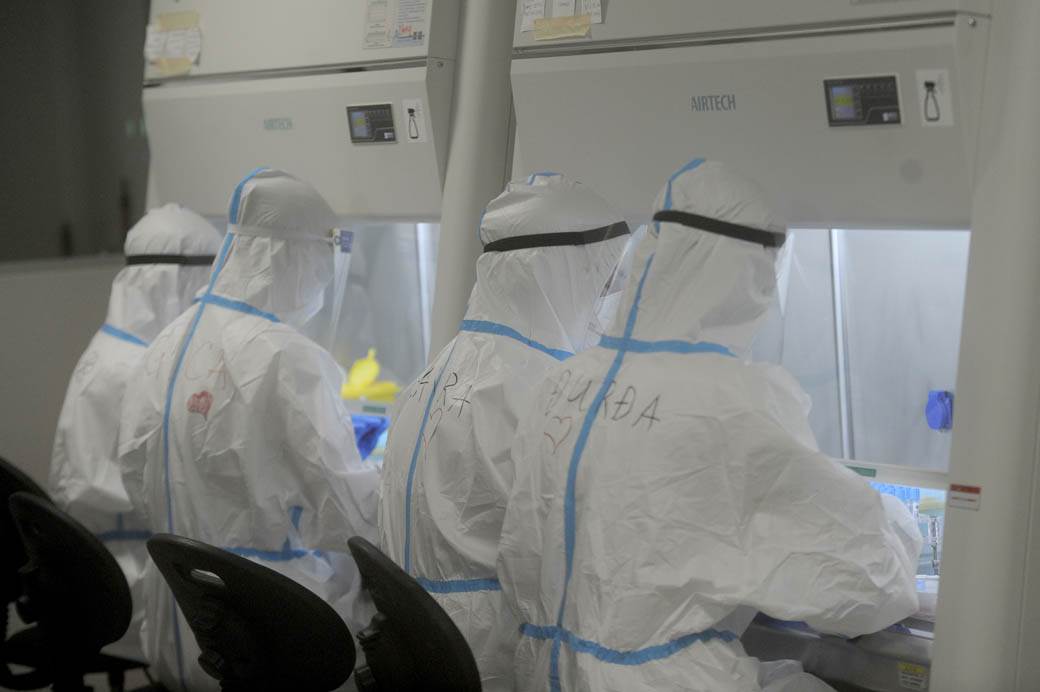  Novi talas pandemije: U Rusiji rekordan broj umrlih, 25.000 zaraženih u danu! 