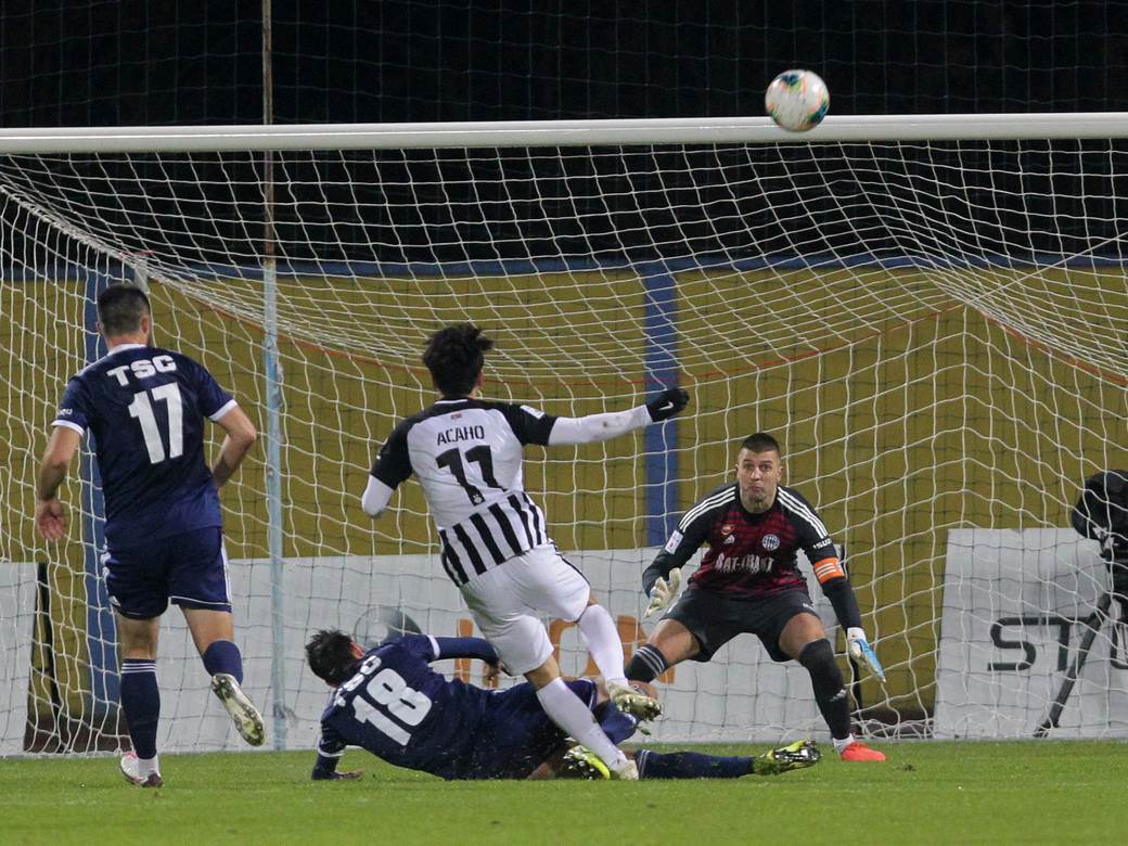  Najbolji Partizan ove sezone: Holender i Suma zaplesali u Senti, to je "valjak" koji navijači žele! 