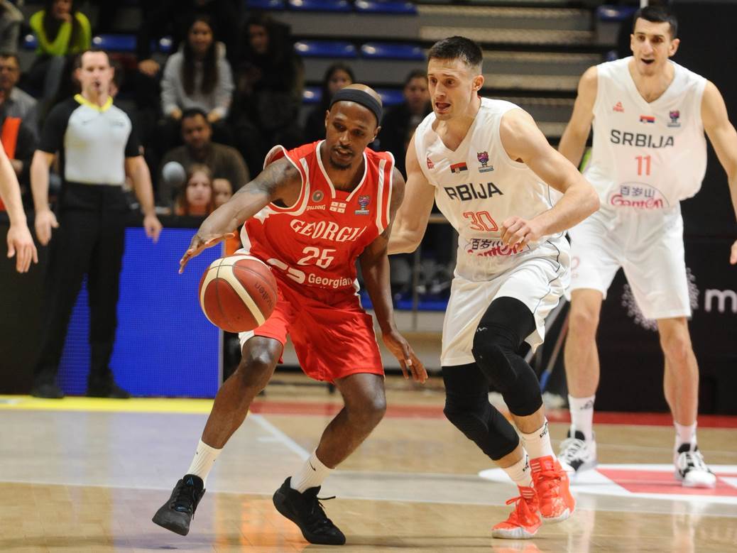  Uništio Srbiju u Beogradu, sada joj učinio uslugu: Amerikanac srušio Švajcarce i olakšao "orlovima" 