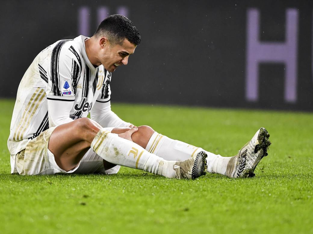  Juventus - Torino 2:1, Derbi dela Mole, Serija A, 10. kolo 