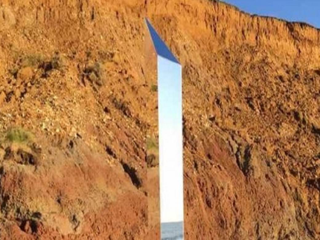  Niču novi monoliti širom svijeta: Ljude iznenadilo još čudnih skulptura, zbunjujuća kolekcija sve veća! 