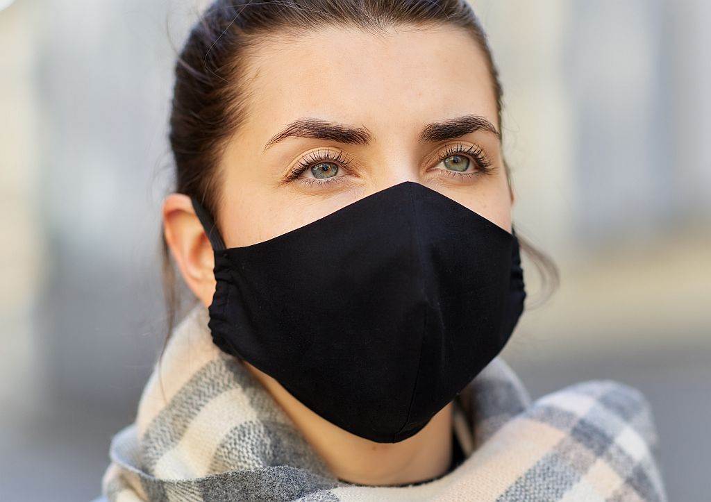  I platnena zaštitna maska ima rok trajanja: 5 znakova da je vrijeme da je bacite jer vas više ne štiti 