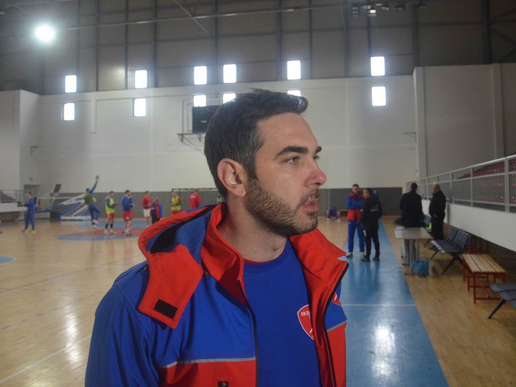  Mirko Mikić pred Besa - Borac 