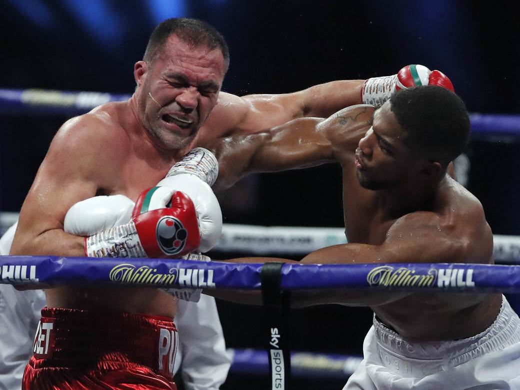  Povratak Džošue uništitelja! Britanac osetio krv, prebio pa nokautirao Bugarina i odbranio pojaseve! 