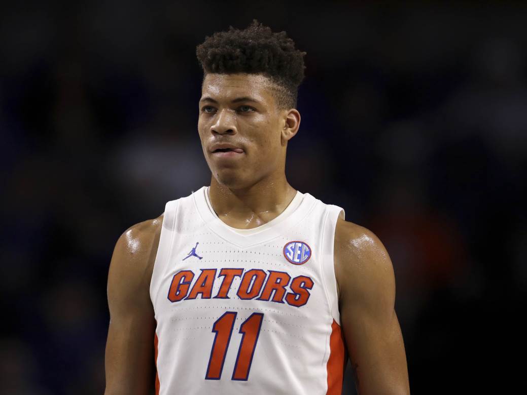  Stravična scena - Košarkaš se samo srušio: Saigrači vrištali, strahuje se da je posledica korone! 