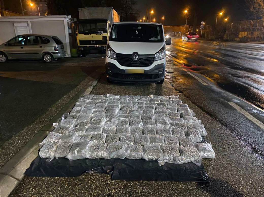  U Gradišci zaplijenjeno 110 kilograma "skanka" vrijednog četvrt miliona evra (FOTO) 