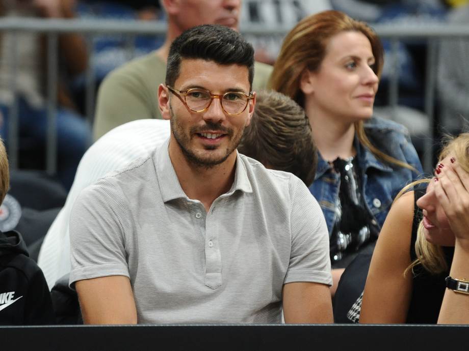  Miloš Jojić poklonio po 150 evra za 55 zaposlenih u Partizanu 