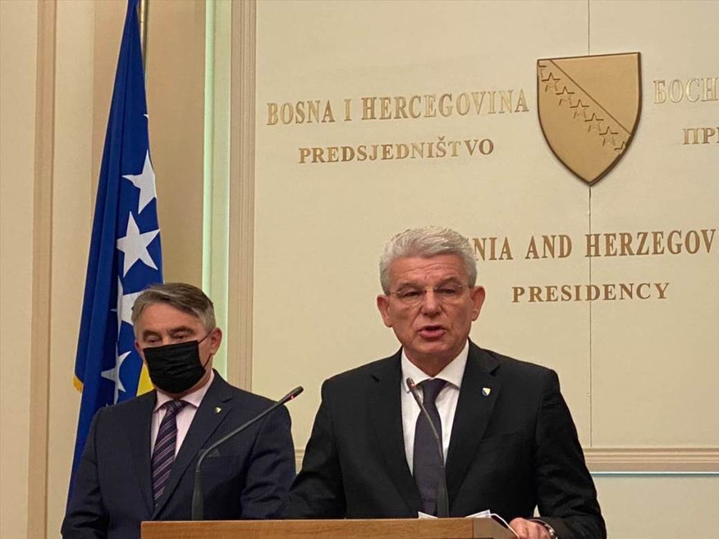  Zvaničnici RS osudili potez Komšića i Džaferovića: Potez na štetu svih građana BiH 