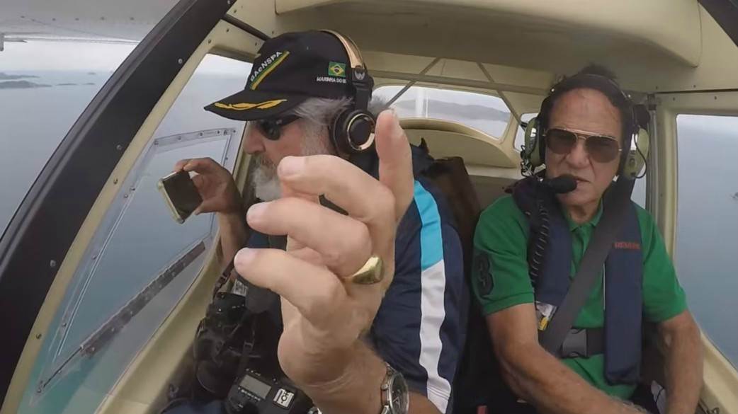  Telefon "preživio" pad iz aviona i snimio cijelu akciju (VIDEO) 