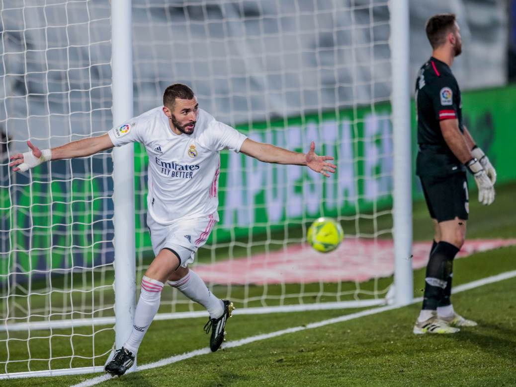  real-madrid-atletik-bilbao-karim-benzema 