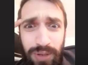  Heroj dana: Tuzlak rasturio "ravnozemljašku" Fejsbuk grupu, i to epski! (VIDEO) 