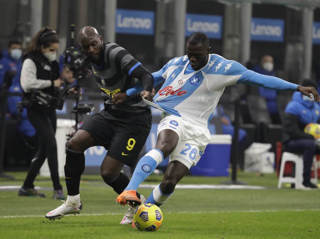  Inter - Napoli 1:0, Đenova - Milan 2:2 Serija A 12. kolo rezultati i tabela 