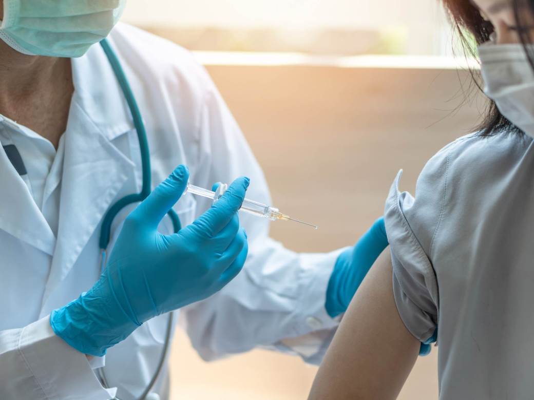  U Srbiju stiže još 2 miliona doza ruske vakcine: "Pao" dogovor o novoj isporuci! 