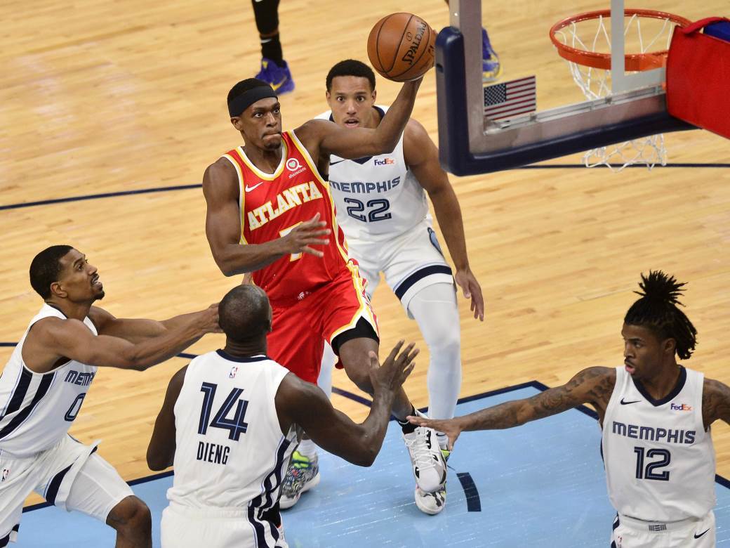  radzon-rondo-napad-zena-atlanta-nba 