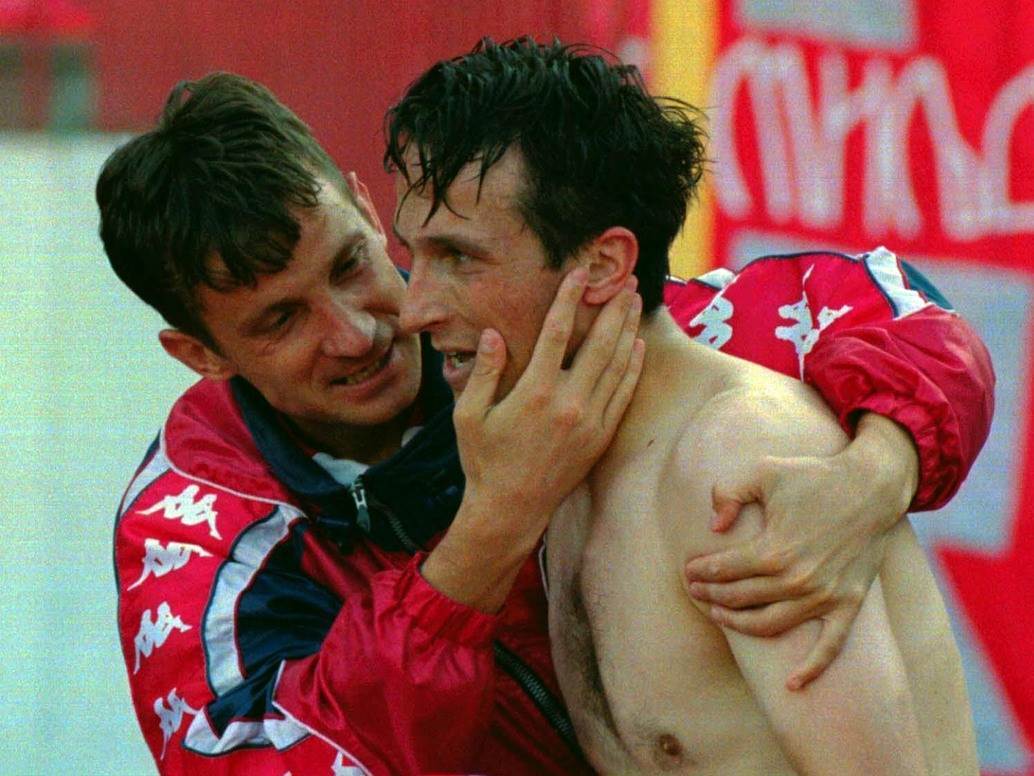  Jovan "Cune" Gojković poginuo u saobraćajnoj nesreći 22. dcembar 2001. Delije FK Crvena zvezda 