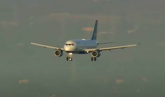  Srušio se putnički avion, najmanje 12 mrtvih 