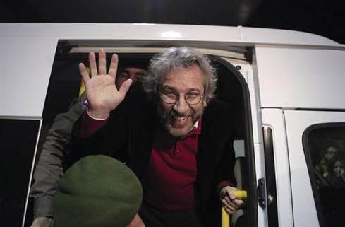  Turski opozicioni novinar osuđen na 27 godina zatvora 