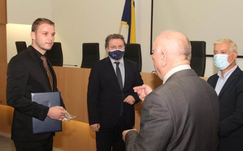  Stanivuković preuzimanje uvjerenja o mandatu 