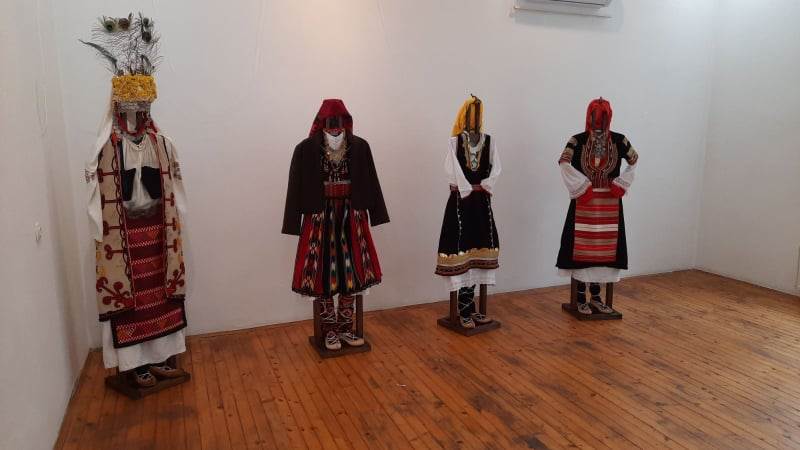  izlozba tradicija narodna nošnja  