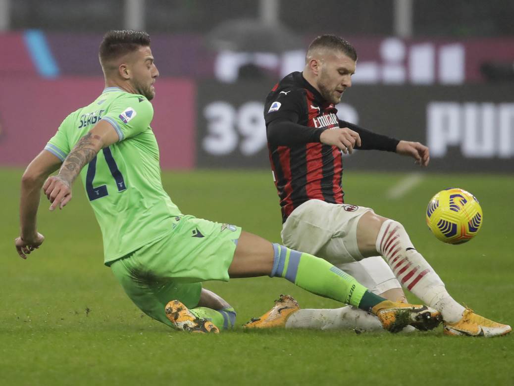  Ante Rebić se oporavio, stiže u Beograd! Igraće protiv FK Crvena zvezda - Milan Liga Evrope 